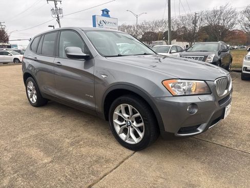 Used 2013 BMW X3 xDrive28i image 3