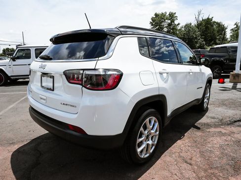 Used 2025 Jeep Compass Limited AWD/4WD image 6