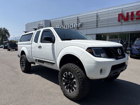 Used 2019 Nissan Frontier SV AWD/4WD image 1