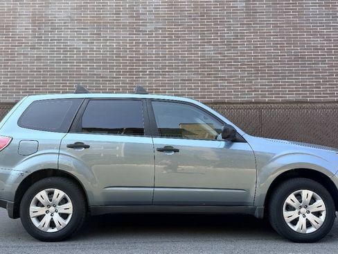 Used 2009 Subaru Forester 2.5X w/ Popular Equipment Group 1A AWD/4WD image 3