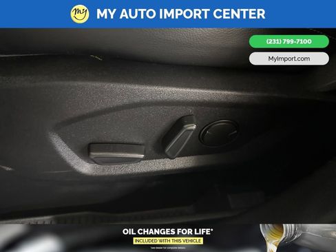 Used 2024 Ford Edge SEL image 12