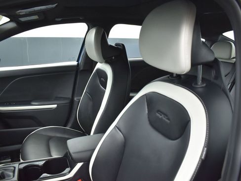 Certified 2025 Kia K4 GT-Line w/ GT-Line Premium Package image 15