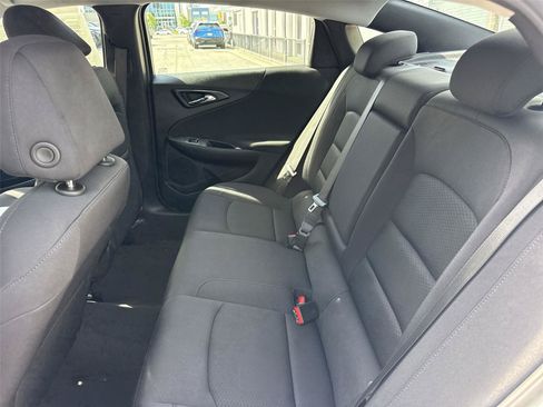 Used 2025 Chevrolet Malibu LT FWD image 22