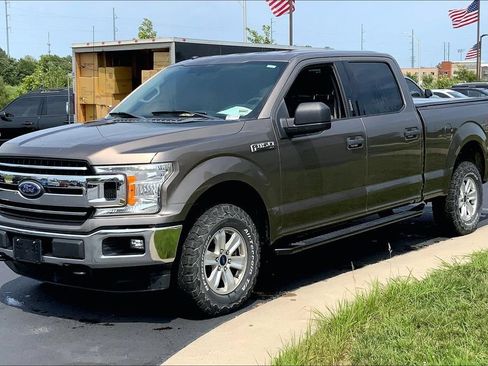 Used 2018 Ford F150 XLT w/ Trailer Tow Package AWD/4WD image 5
