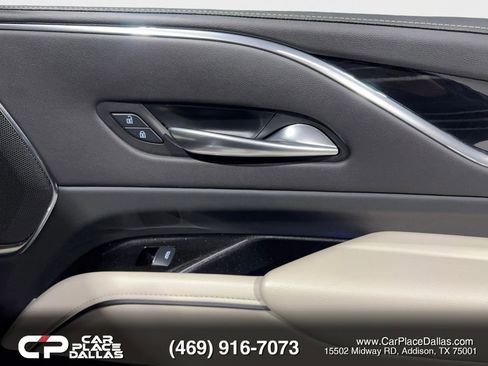 Used 2024 Cadillac Escalade Sport w/ LPO, Floor Liner Package AWD/4WD image 32