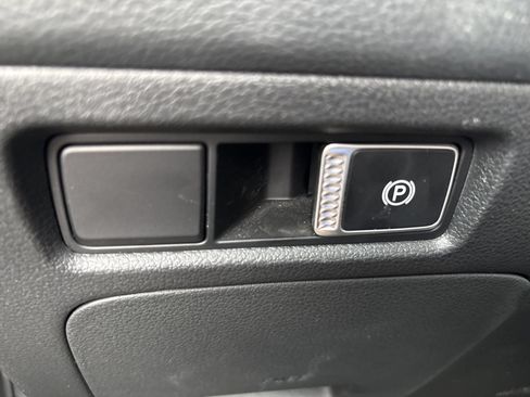 Used 2023 Hyundai Santa Fe SEL FWD image 14