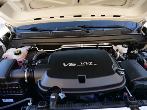 Used 2020 Chevrolet Colorado W/T w/ WT Convenience Package image 35