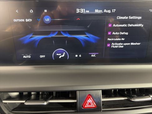 Certified 2025 Kia Seltos S AWD/4WD image 21