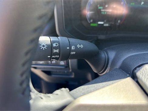 Used 2024 Toyota Land Cruiser image 18