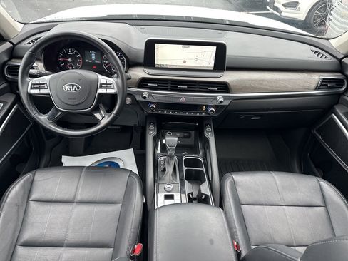 Used 2021 Kia Telluride EX w/ EX Premium Package image 17
