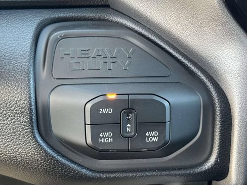 New 2026 RAM 2500 Big Horn AWD/4WD image 20