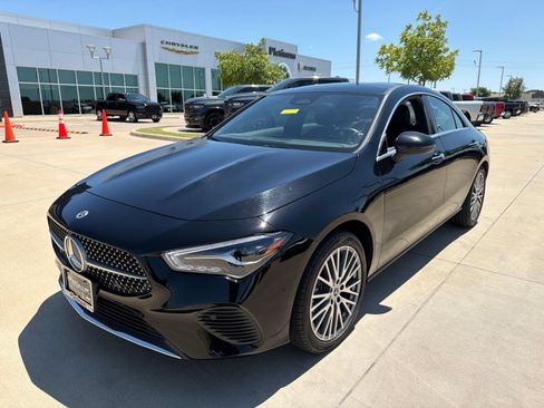 Used 2025 Mercedes-Benz CLA 250 image 9