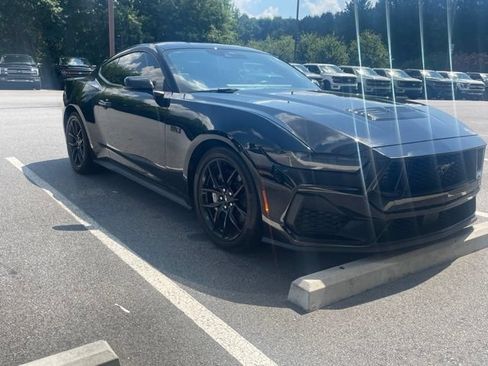 Used 2024 Ford Mustang GT Premium RWD image 3