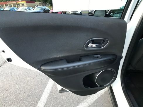Used 2022 Honda HR-V EX image 25