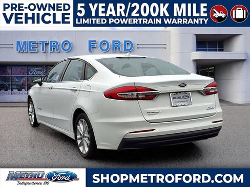 Used 2019 Ford Fusion SE image 6