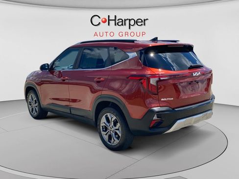 Used 2024 Kia Seltos S AWD/4WD image 5