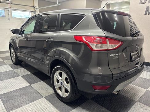 Used 2015 Ford Escape SE FWD image 10