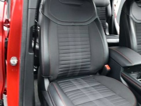 Used 2025 Ford Explorer ST-Line w/ Premium Package RWD image 18