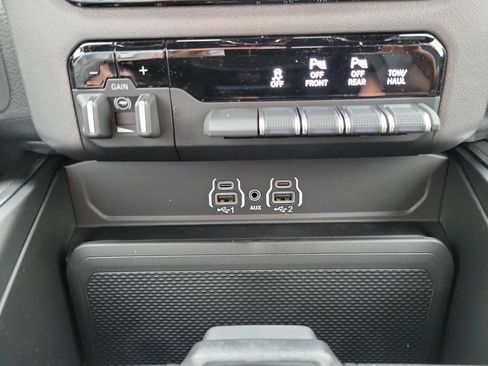 New 2026 RAM 1500 Big Horn w/ Night Edition RWD image 19
