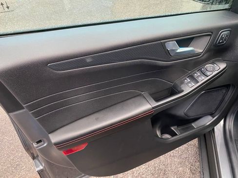 Used 2024 Ford Escape ST-Line Elite image 32