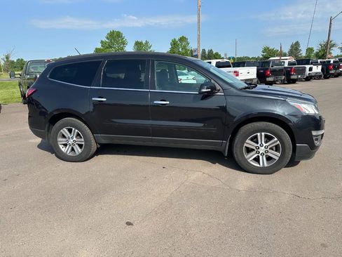 Used 2015 Chevrolet Traverse LT AWD/4WD image 8