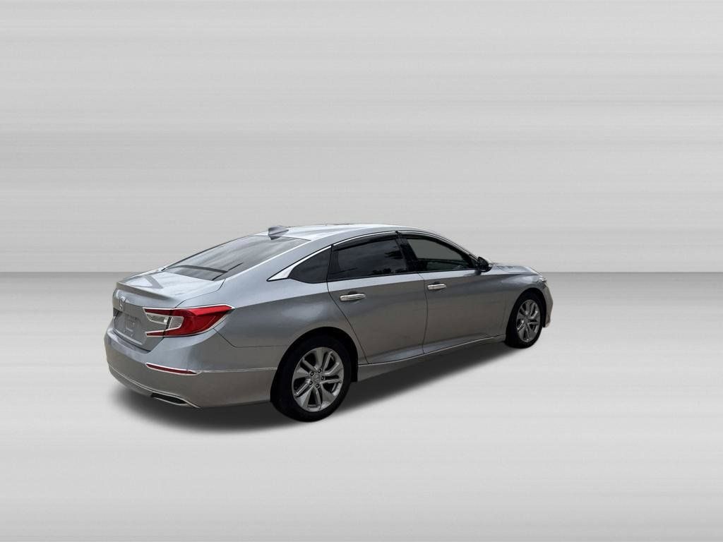 Used 2018 Honda Accord LX image 5