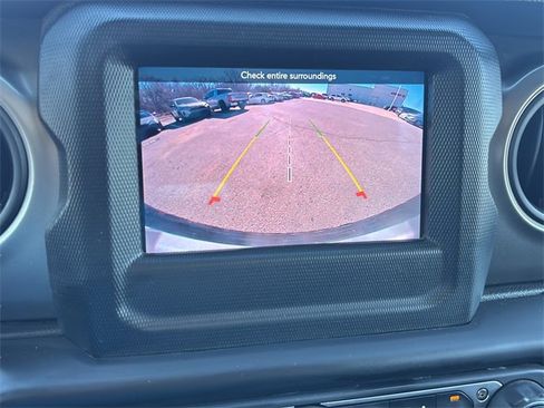 Used 2021 Jeep Wrangler Unlimited Sport image 27