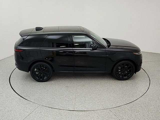 New 2026 Land Rover Range Rover Sport SE AWD/4WD image 16
