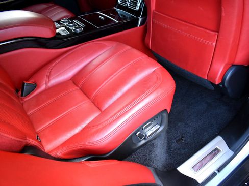 Used 2014 Land Rover Range Rover Autobiography image 23