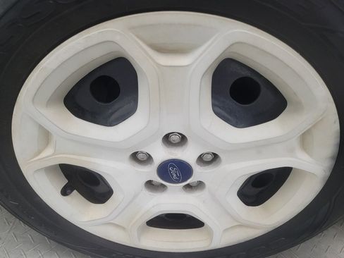 Used 2018 Ford Escape S FWD image 31
