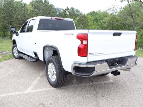 New 2026 Chevrolet Silverado 3500 LT w/ Safety Package AWD/4WD image 10