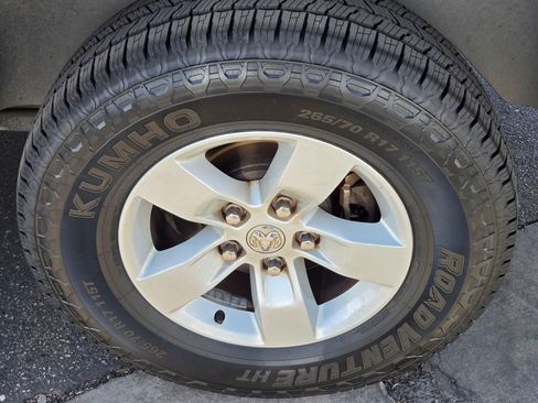 Used 2019 RAM 1500 Tradesman w/ Chrome Plus Package RWD image 11