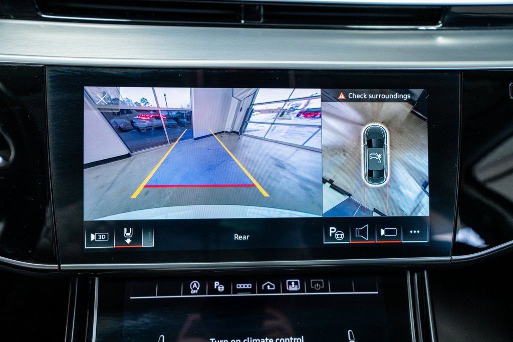 Used 2023 Audi S8 AWD/4WD image 45