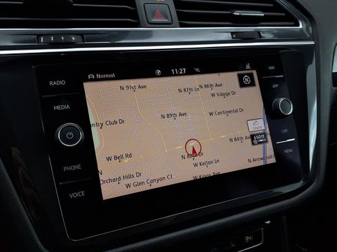 Used 2020 Volkswagen Tiguan SEL Premium R-Line image 29