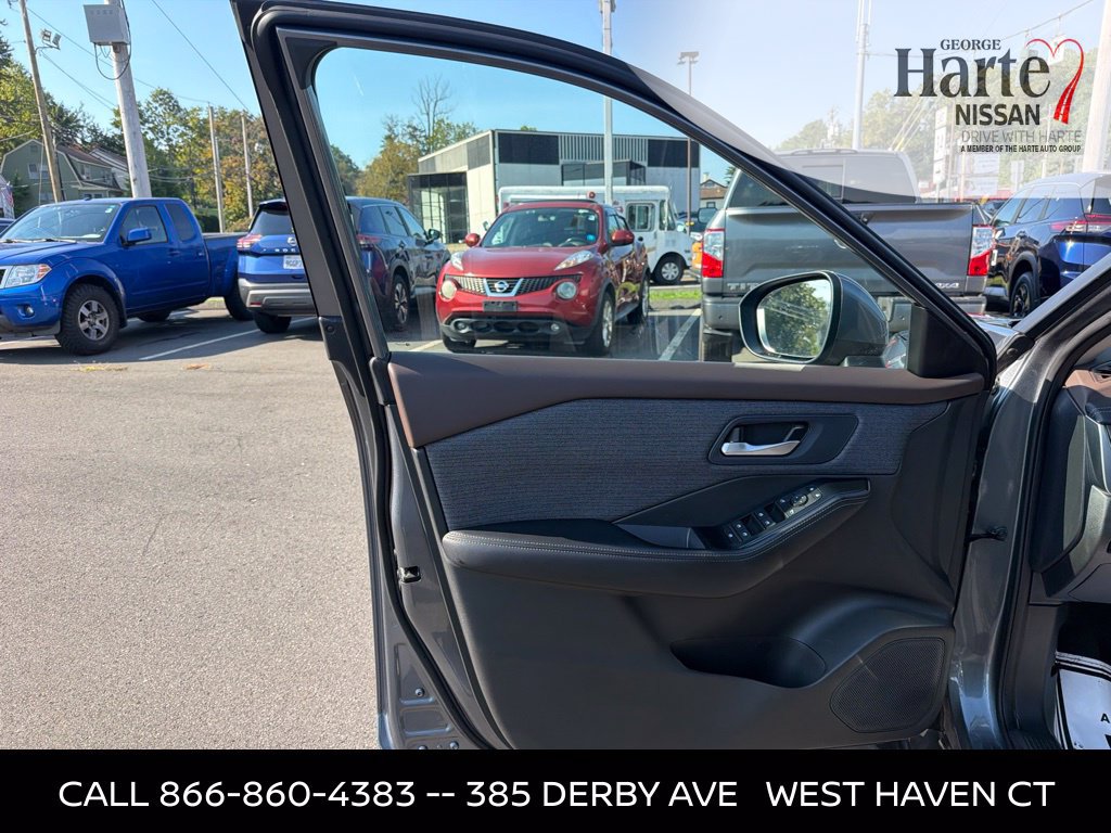 Certified 2023 Nissan Rogue SV AWD/4WD image 10