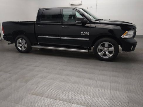 Used 2016 RAM 1500 Lone Star RWD image 11