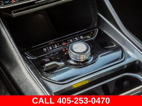 Used 2023 Jeep Wagoneer 4WD w/ Convenience Group I image 56
