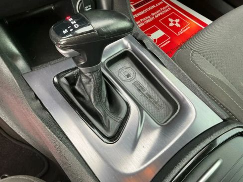 Used 2017 Dodge Charger R/T w/ Navigation & Travel Group image 31