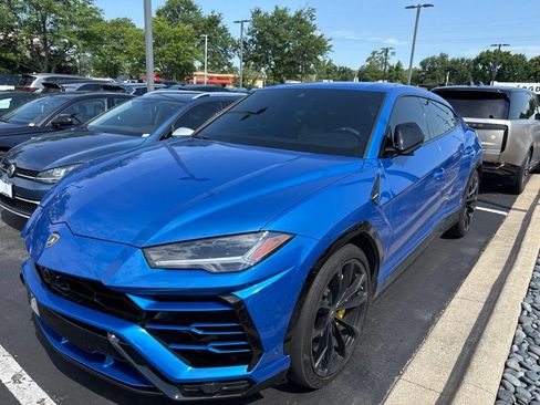 Used 2019 Lamborghini Urus AWD/4WD image 1