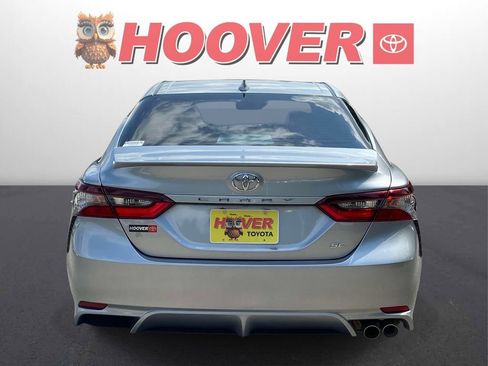 Used 2024 Toyota Camry SE FWD image 3