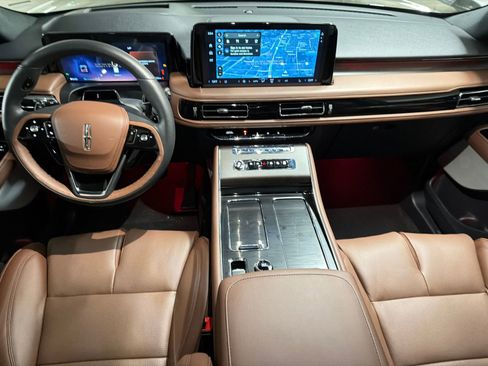New 2026 Lincoln Aviator Reserve image 21