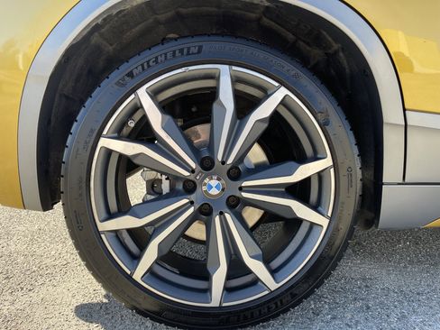 Used 2018 BMW X2 xDrive28i w/ M SportX Package image 9