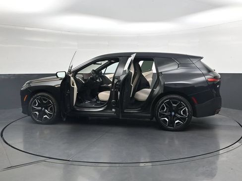 Used 2024 BMW iX xDrive50 AWD/4WD image 41