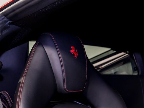 Certified 2019 Ferrari 488 GTB RWD image 31