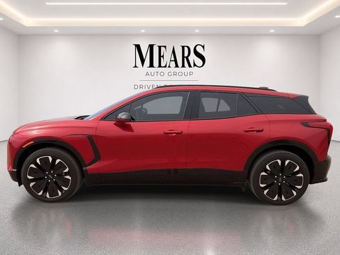 Used 2024 Chevrolet Blazer EV RS AWD/4WD image 2
