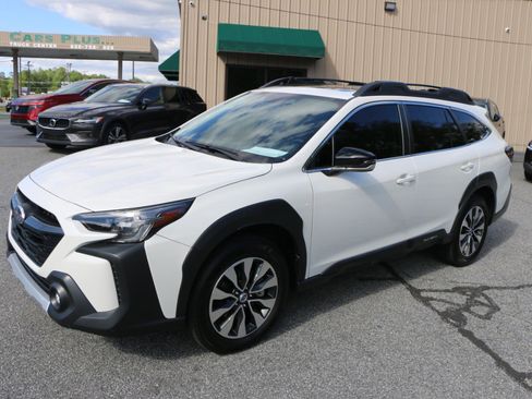 Used 2023 Subaru Outback Limited XT AWD/4WD image 1