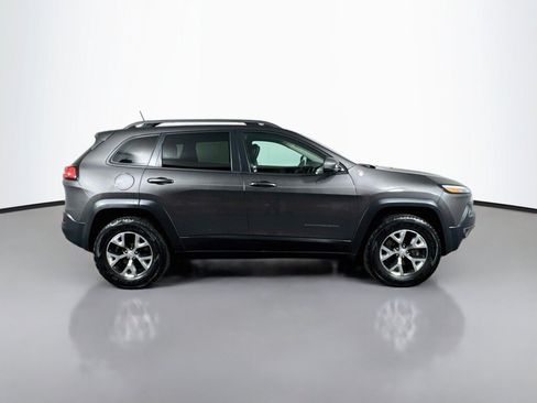 Used 2018 Jeep Cherokee Trailhawk w/ Quick Order Package 27L AWD/4WD image 6