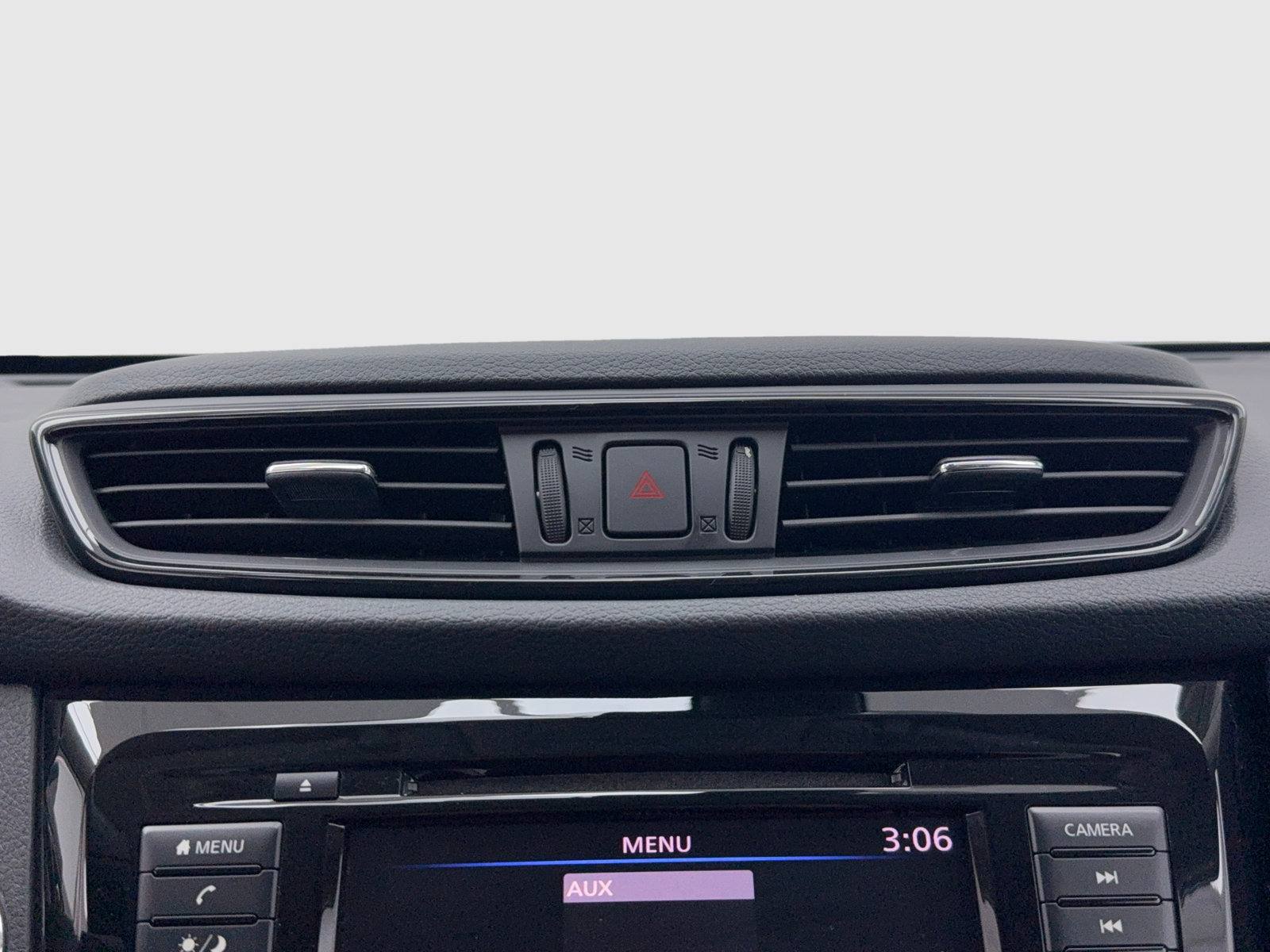 Used 2019 Nissan Rogue SV AWD/4WD image 46