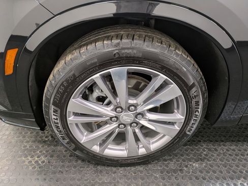 Used 2024 Cadillac XT6 Premium Luxury w/ LPO, Floor Liner Package image 7