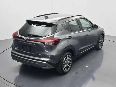 Certified 2024 Nissan Kicks SR FWD image 32